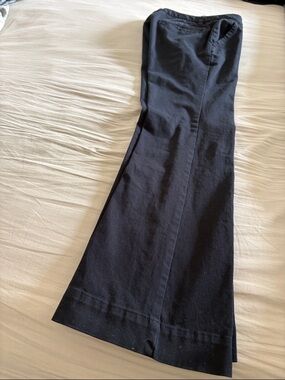 Old Navy Black Bottoms